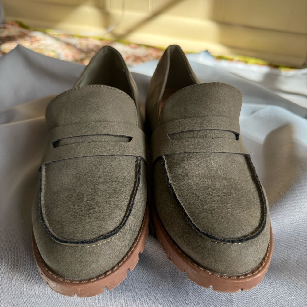 Me Too Olive Green Loafers